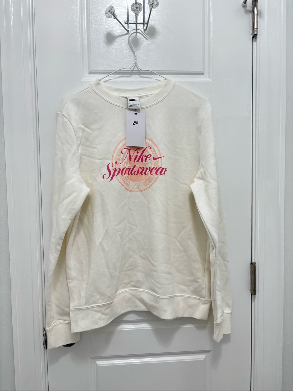 Nike Cream Crewneck Sweatshirt with Pink Logo